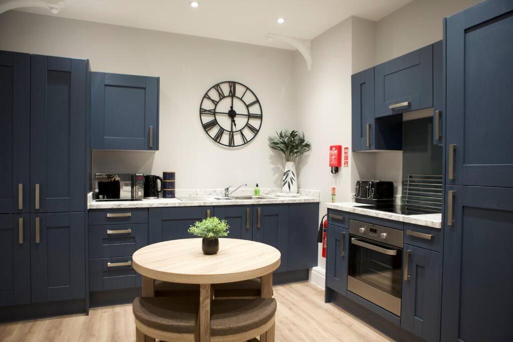 Studio On The Rows - Central City Centre Chester Extérieur photo